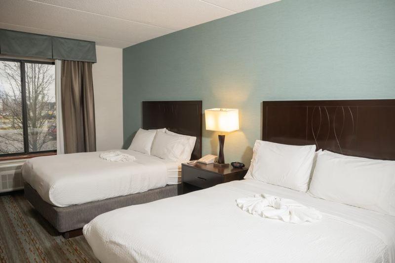 Wyndham Garden Erie Hotell Kearsarge Exteriör bild